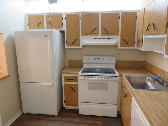 Building Photo - 9233 SW 8th St