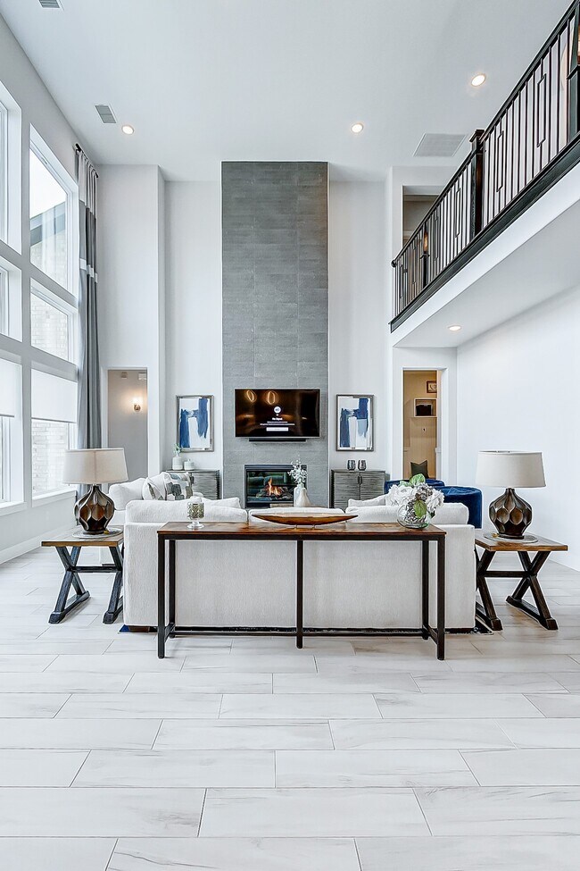 Building Photo - 9903 Regal Bend Dr