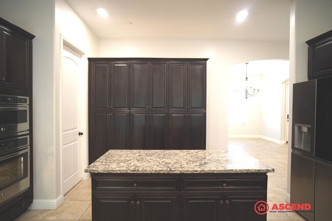 Building Photo - Breathtaking Home Off Calloway and Snow Rd!