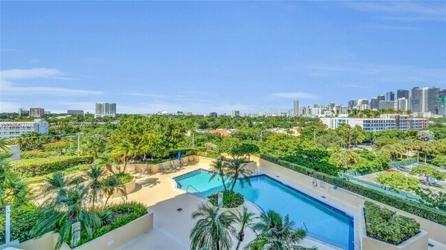 Building Photo - 2475 Brickell Ave
