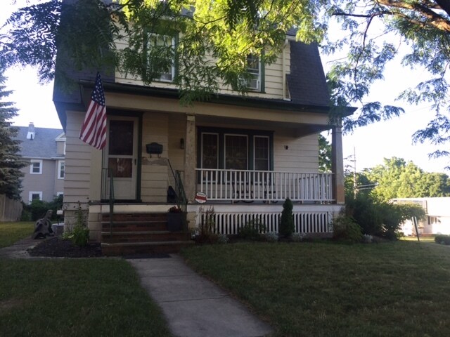 Primary Photo - 600 Ulster St