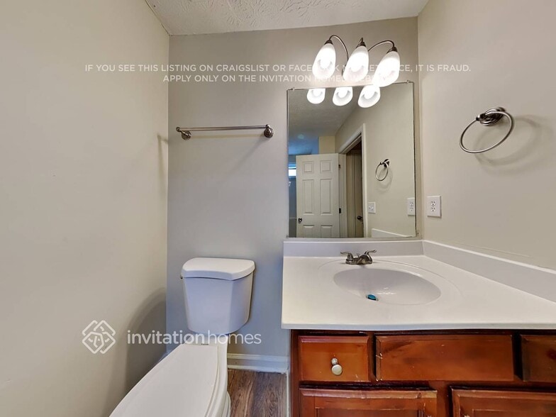 Building Photo - 1331 Ambercrest Way