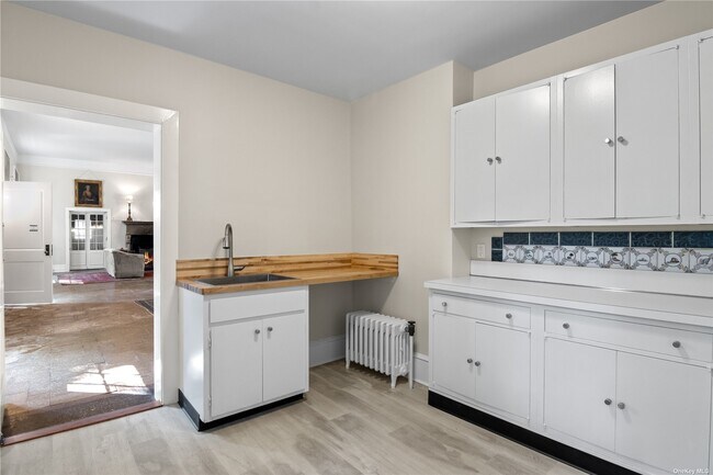 Building Photo - 16 Delafield Woods