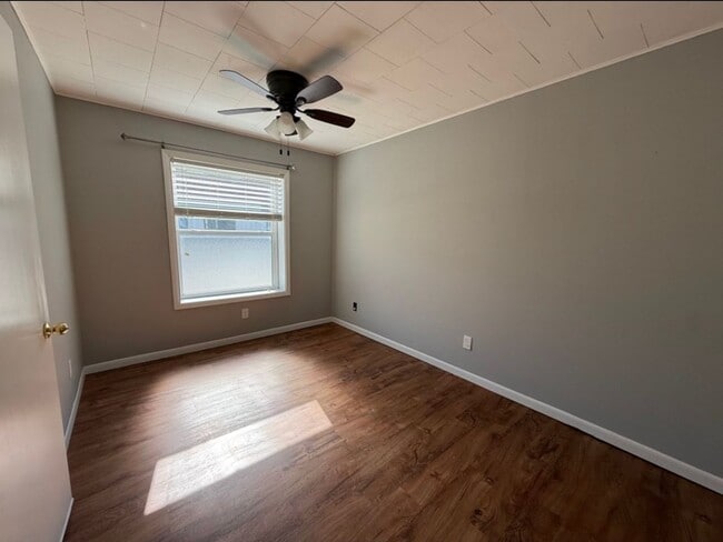 Building Photo - Downtown Maroa! 3 bed, 1.5 bath