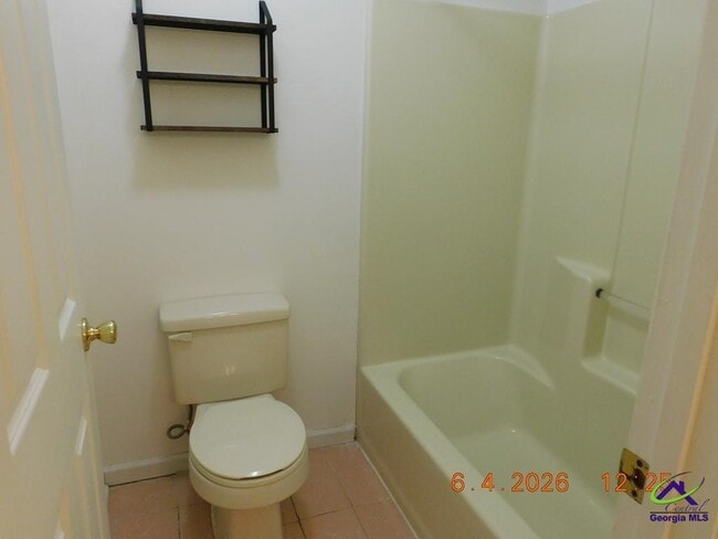 Building Photo - 112 Charleston Ct