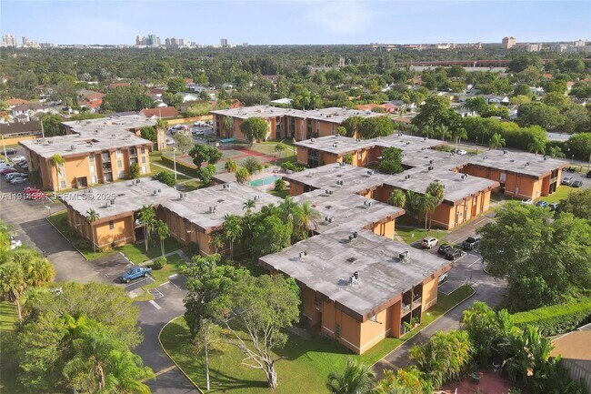 Building Photo - 9459 SW 76th St