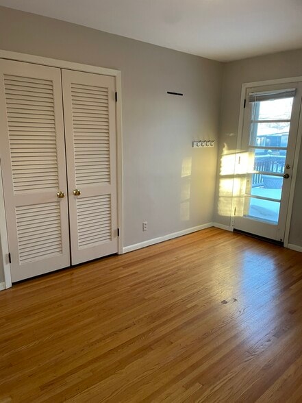 Building Photo - 6231 France Ave S