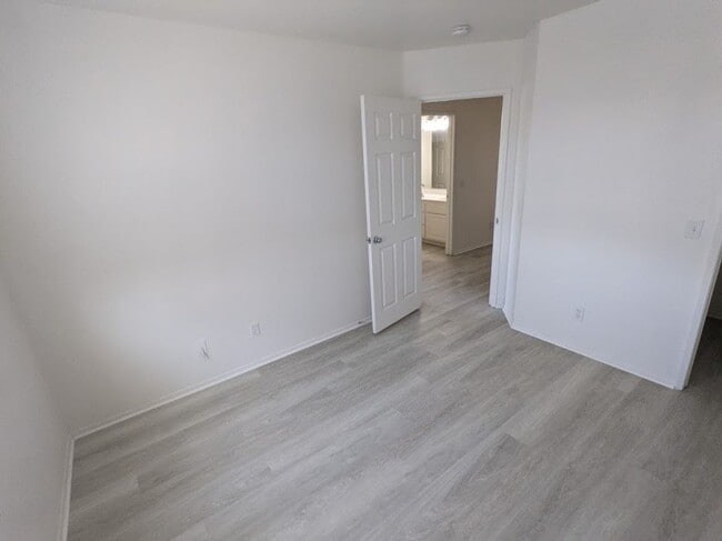 Building Photo - Divine Rancho Cucamonga 4 Bedroom Home