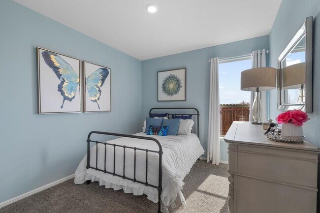 Building Photo - New 4BR/2BA in Fort Worth’s Pioneer Point ...