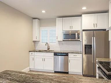 Building Photo - Beautiful Virginia Park Home | Huge Backyard + Pet Friendly