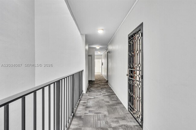 Building Photo - 9124 Collins Ave
