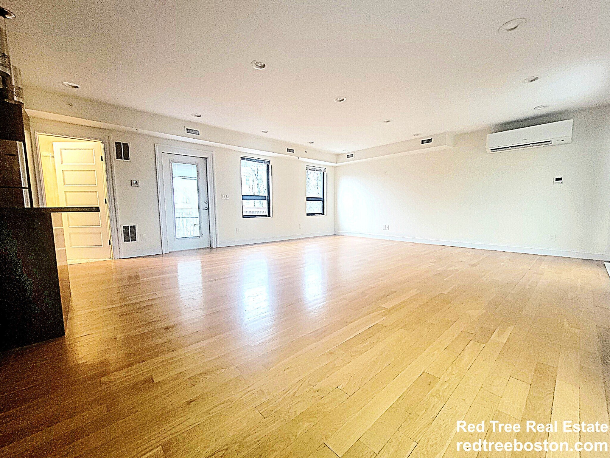 Building Photo - 1616 Beacon St