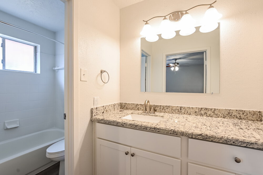 Building Photo - 2823 Woodhall Ct