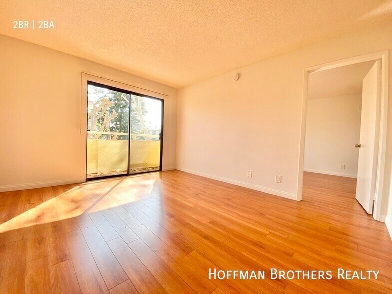 Building Photo - 2724 Abbot Kinney Blvd