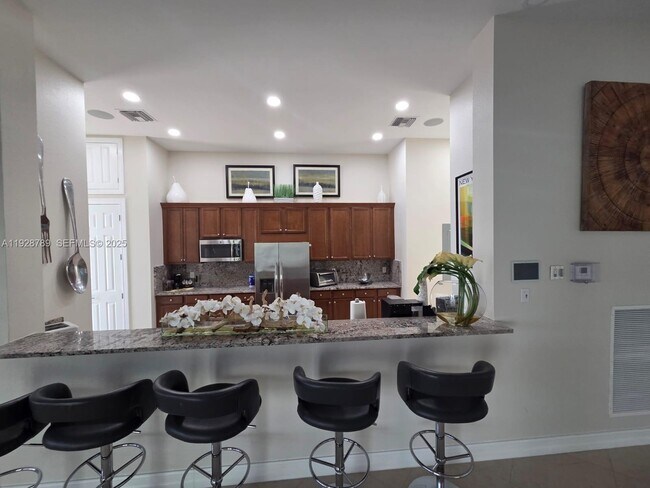 Building Photo - 8841 W 34th Ct