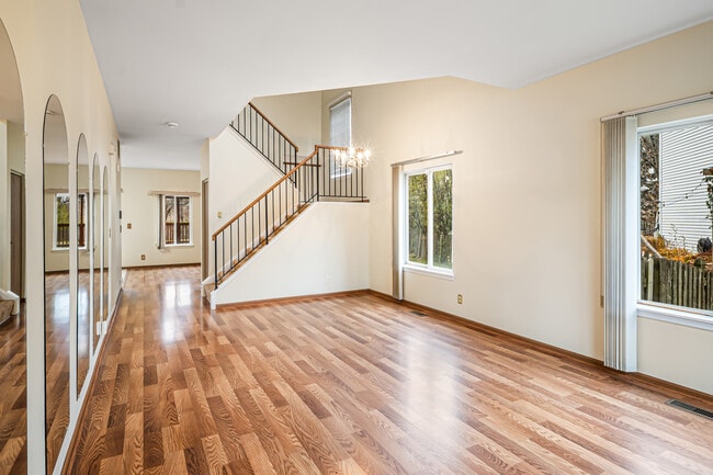 Building Photo - 22315 W Niagara Ct