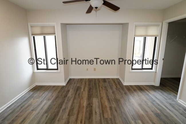 Building Photo - Upstairs Unit on Logan Martin Lake