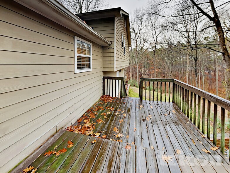 Building Photo - 140 Remington Ln