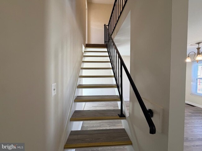 Building Photo - 4054 Hanson Oaks Dr