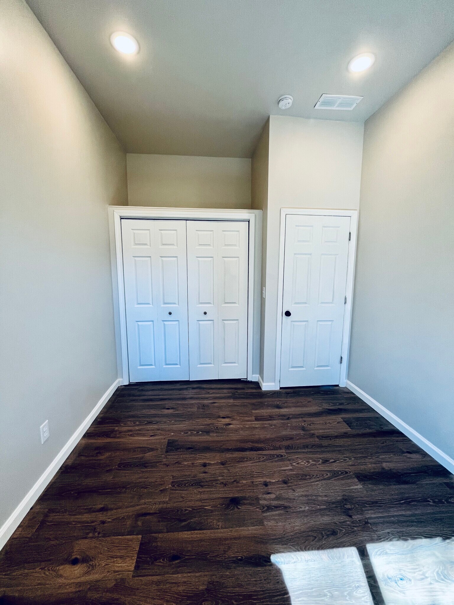 Primary BR - 1012 Swan St