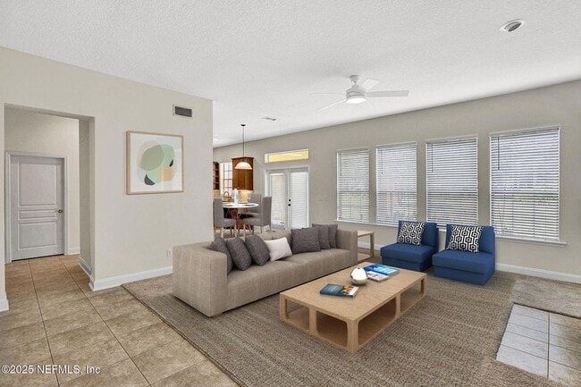 Building Photo - 1761 Highland View Dr