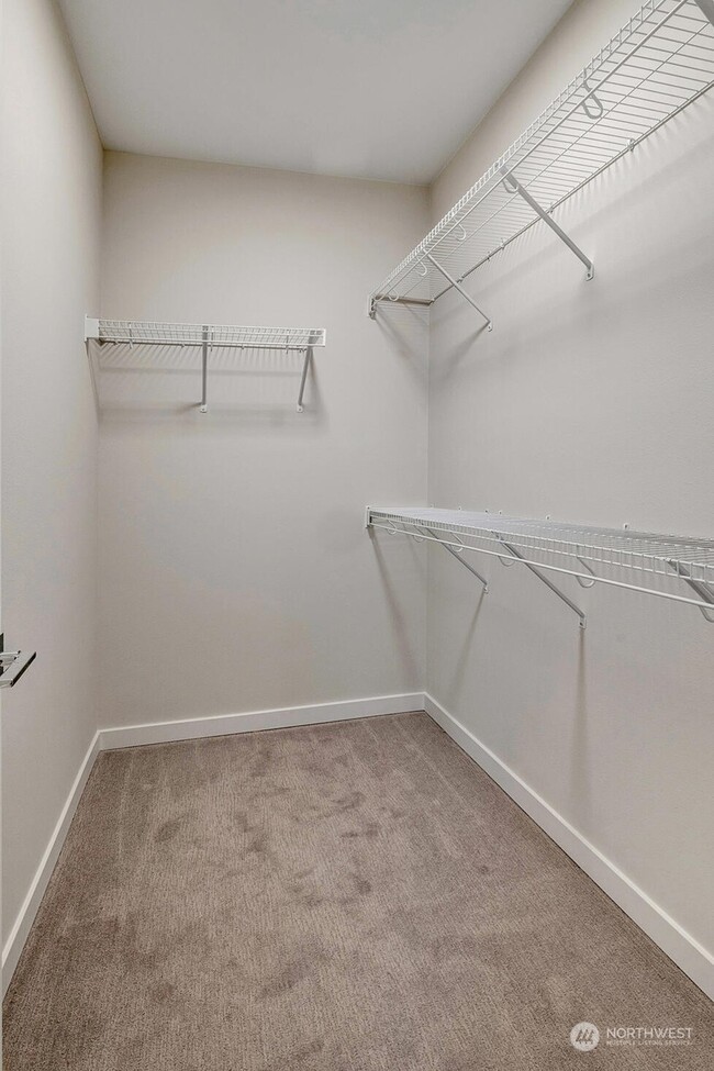 Building Photo - 15008 40th Ave W