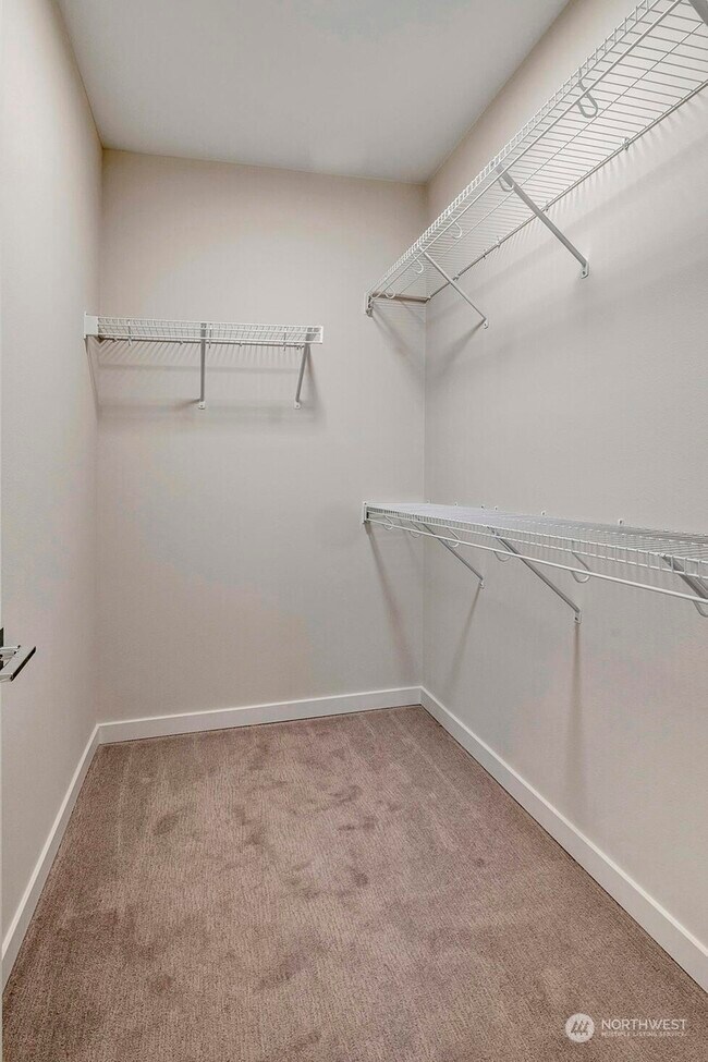 Building Photo - 17347 90th Dr NE