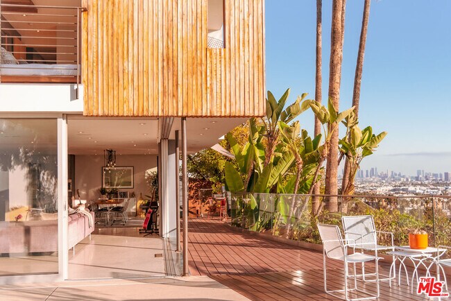 Building Photo - 7650 Curson Terrace