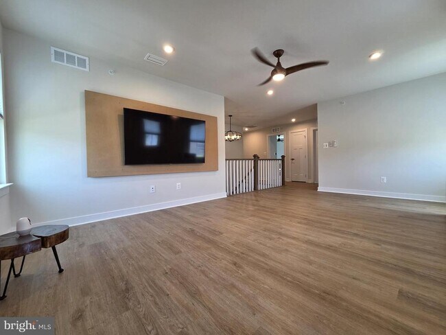 Building Photo - 7550 Mint Springs Ct