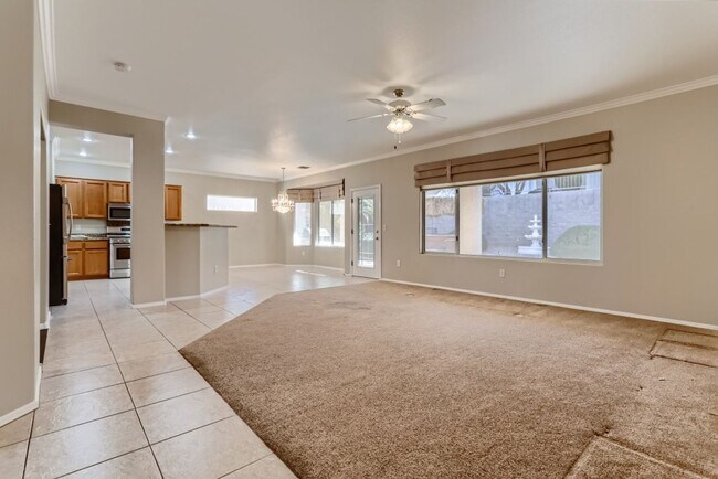 Building Photo - MONROE MODEL!  ALL APPLIANCES INCLUDED, FU...