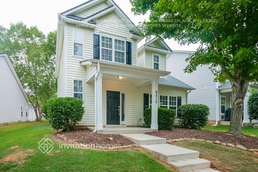 Building Photo - 9215 Ducati Ln