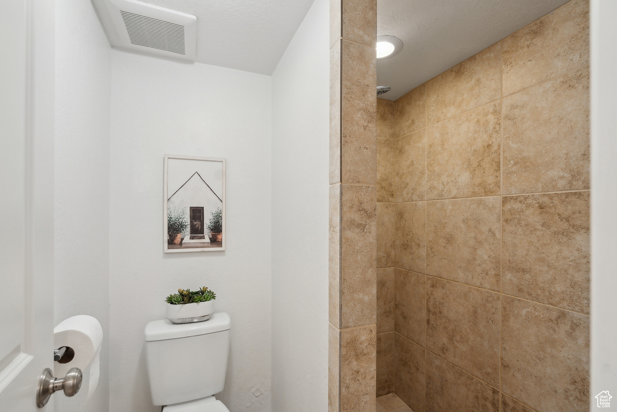 Primary bathroom - 1044 E 400 S