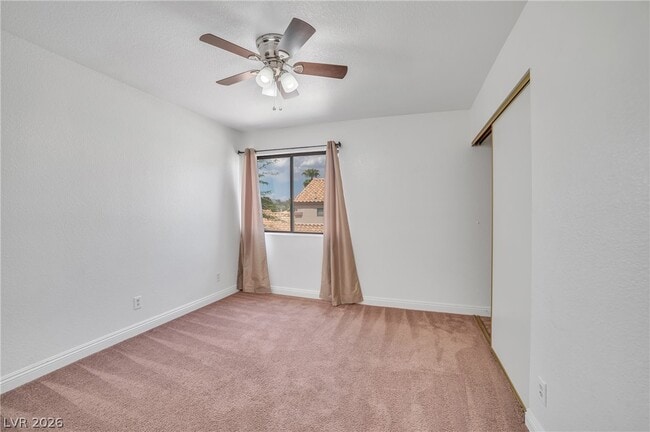 Building Photo - 2304 Chatfield Dr