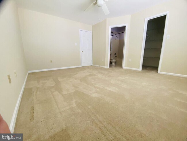 Building Photo - 12888 Hunterbrook Dr