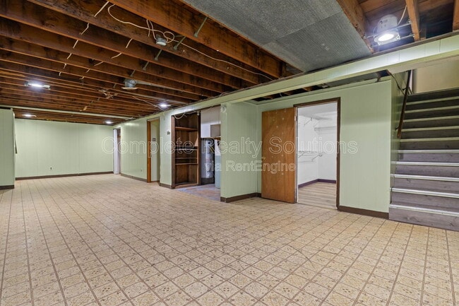 Building Photo - 10044 Pepper Ln