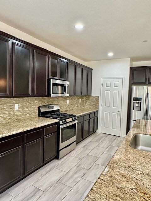 Building Photo - 2544 Tomales Bay Dr