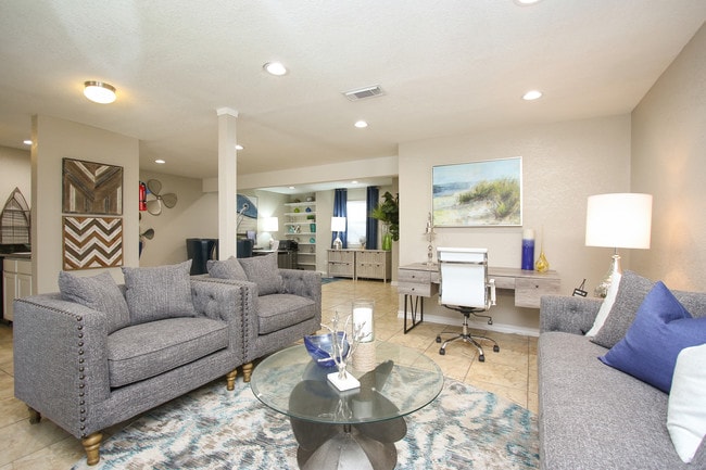 Building Photo - Banyan Bay Apartment Homes