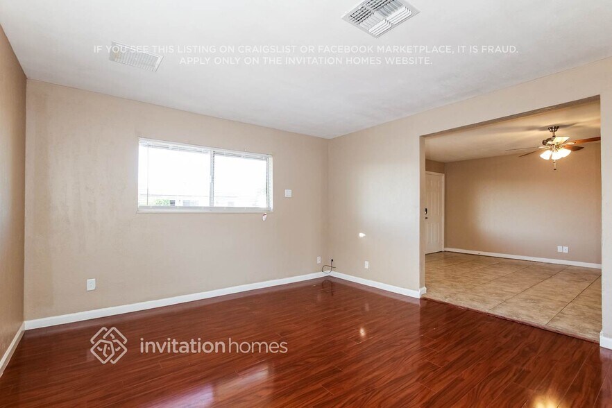 Building Photo - 1819 W Oraibi Dr