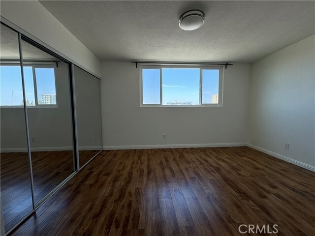 Building Photo - 230 Linden Ave