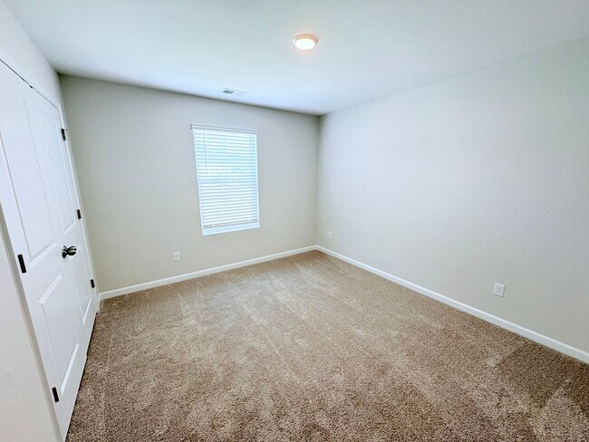 Building Photo - 101 Brown Cir