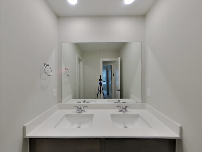 Building Photo - 22631 Terrazzo Dr