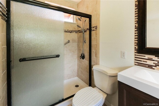 Building Photo - A?eloa, Kapolei - Single Family Home on the Golf Course