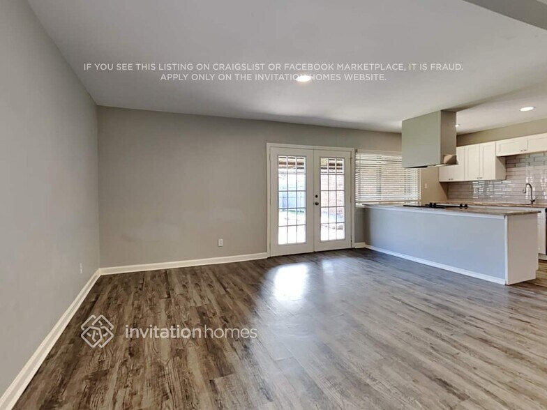 Building Photo - 8718 Linda Vista Dr