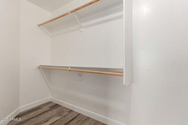 Building Photo - 15820 W Monroe St