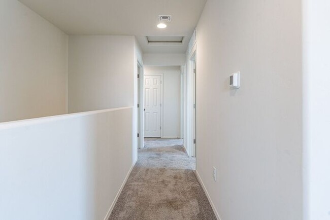 Building Photo - Discover the perfect blend of comfort and ...