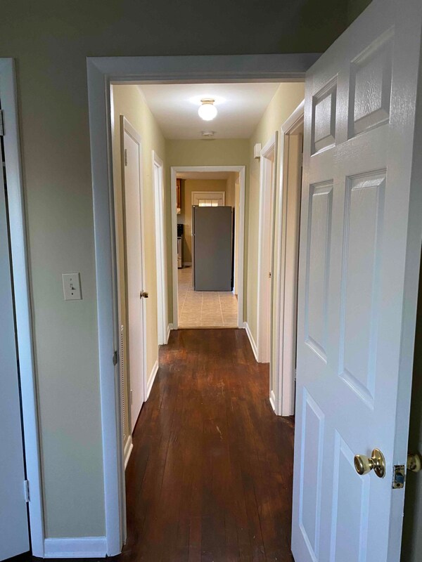 Building Photo - 104 Stewart Dr