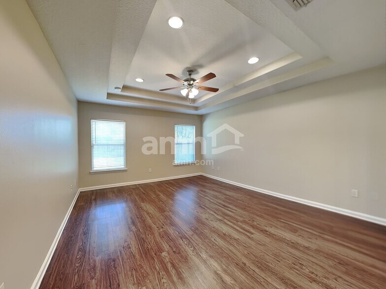 Building Photo - 11551 Spring Board Dr