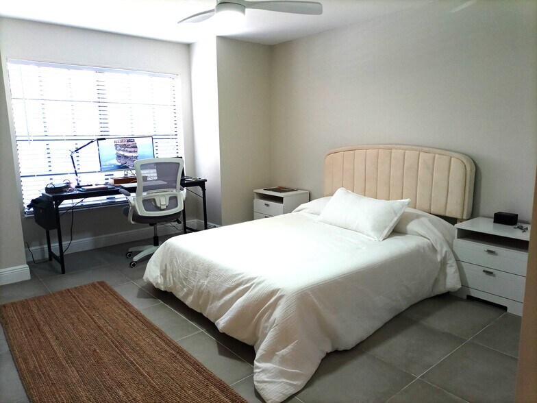 Building Photo - 13473 Fountain View Blvd