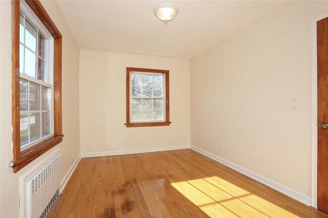 Building Photo - 1 Rockland Ave