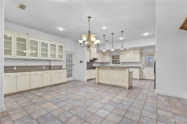 Building Photo - 31 N 29th St